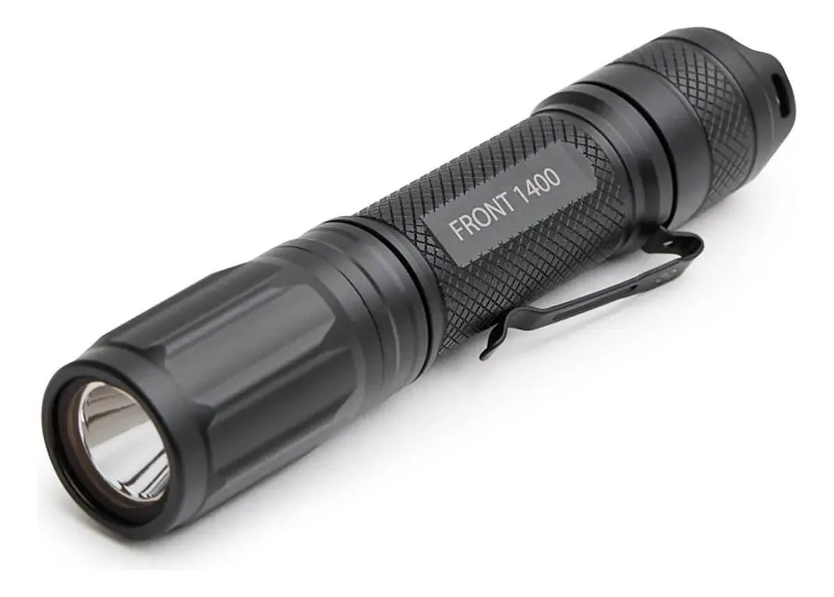 Lanterna Tática Invictus Front 1400 Lúmens