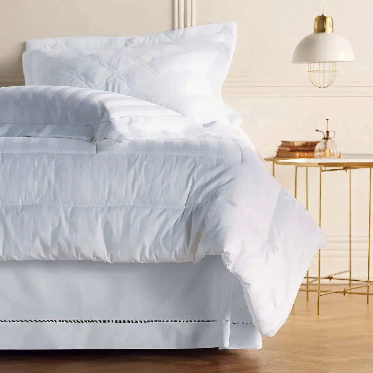 Saia Para Cama Queen Gorgurão Com Ponto Palito Branca