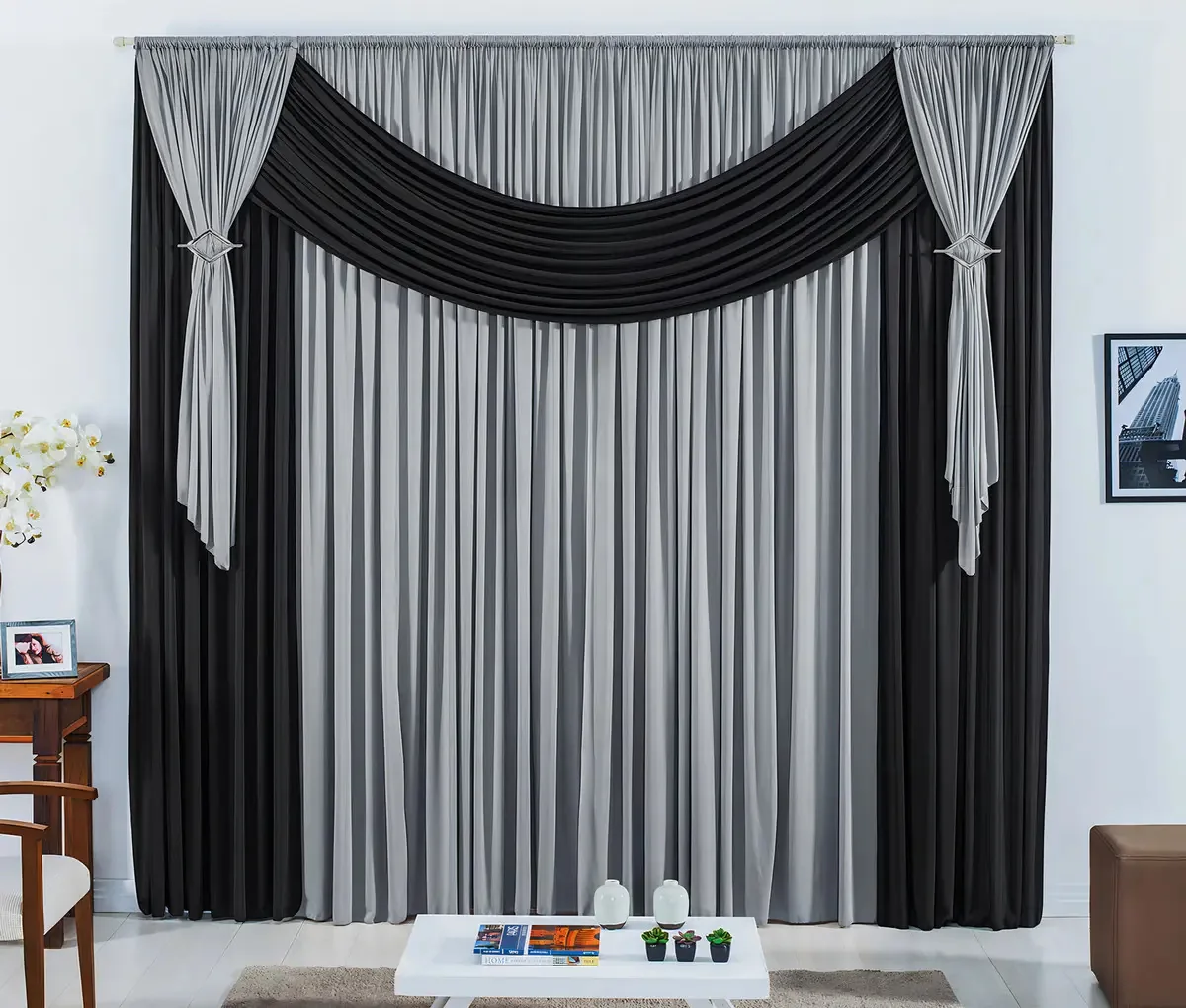 Cortina Franci 2,00m X 1,70m Preto / Cinza + 02 Fivelas