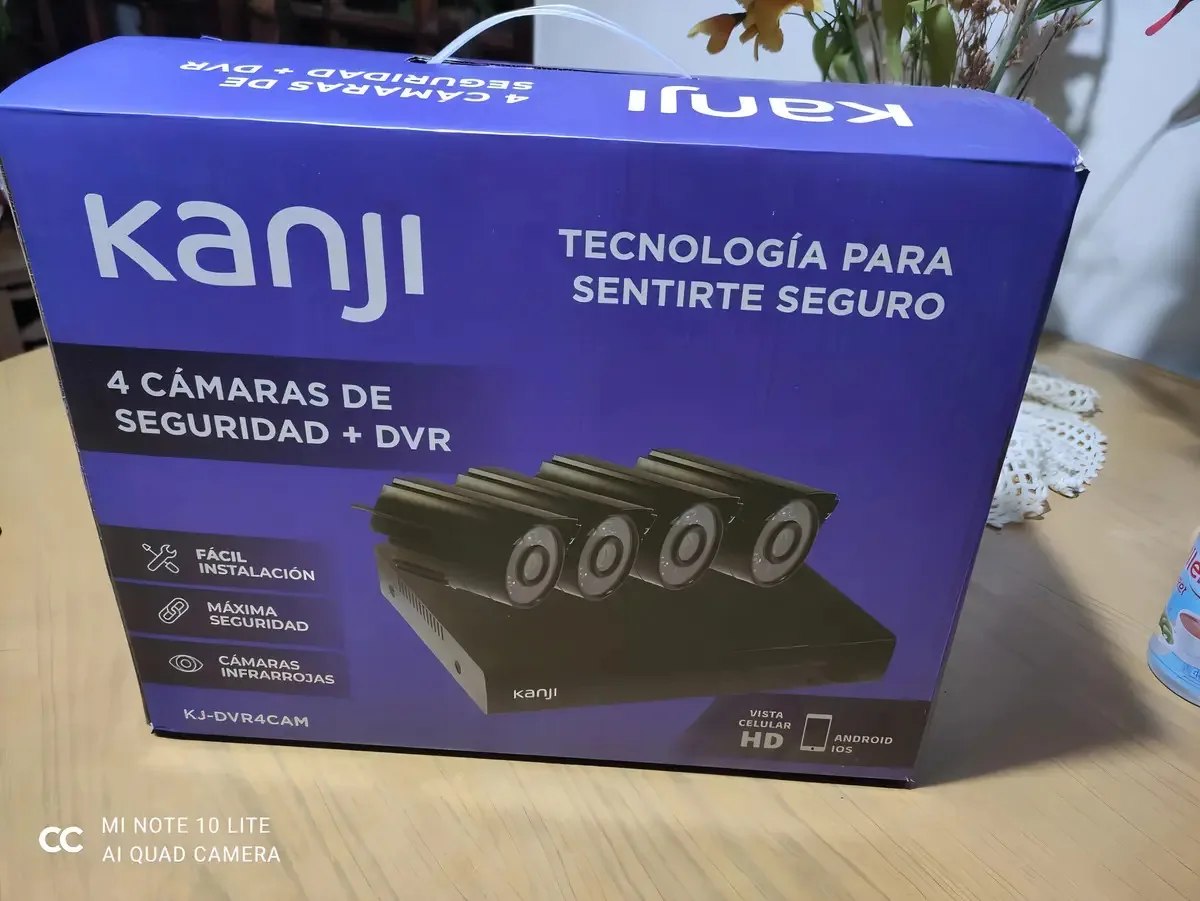Kit 4 câmeras de segurança+Dvr 1tb Outdoor Indoor Kanji