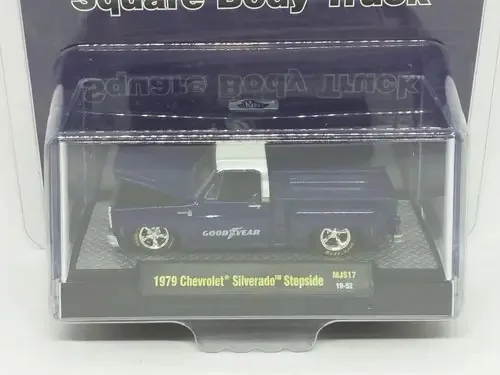 Caminhão quadrado equipado com M2 Machines Goodyear 1979 Silverado