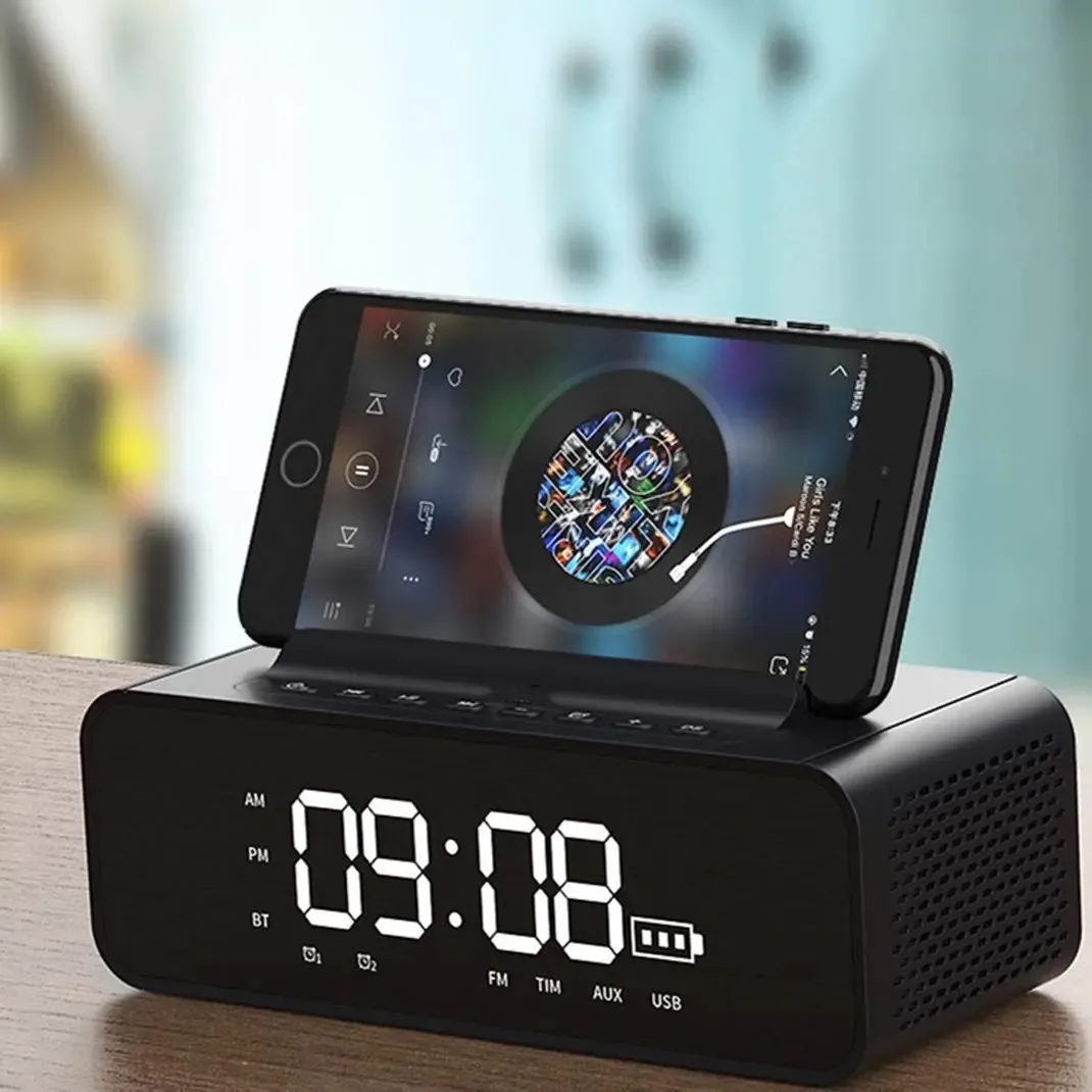 Mesa de cabeceira LED Tenalucy, rádio-relógio com alto-falante e Bluetooth, ajuste de brilho, relógio de mesa com espelho e rádio FM, temporizador desligado, prata (prata)