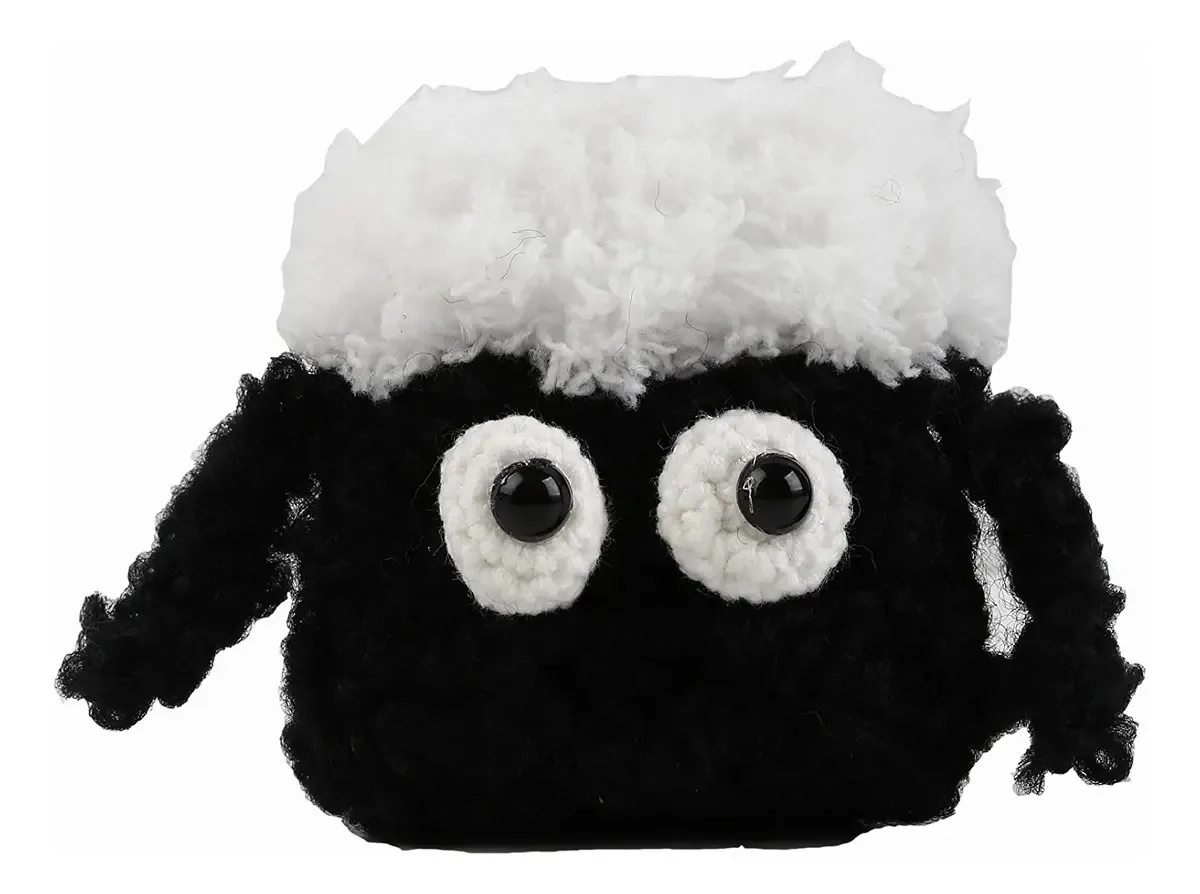 Wondee Set Airpod Crochet Dolly + Cabo de Dados USB Mfi