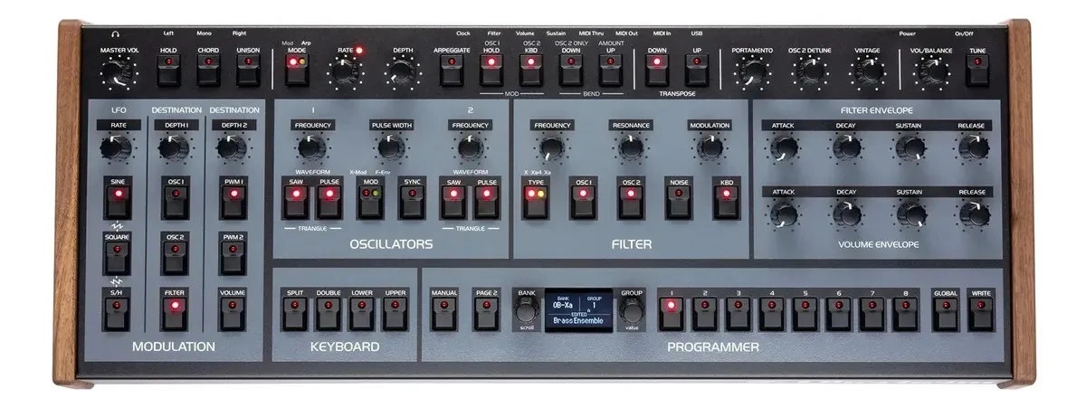 Sintetizador analógico polifônico de mesa Oberheim OB-x8