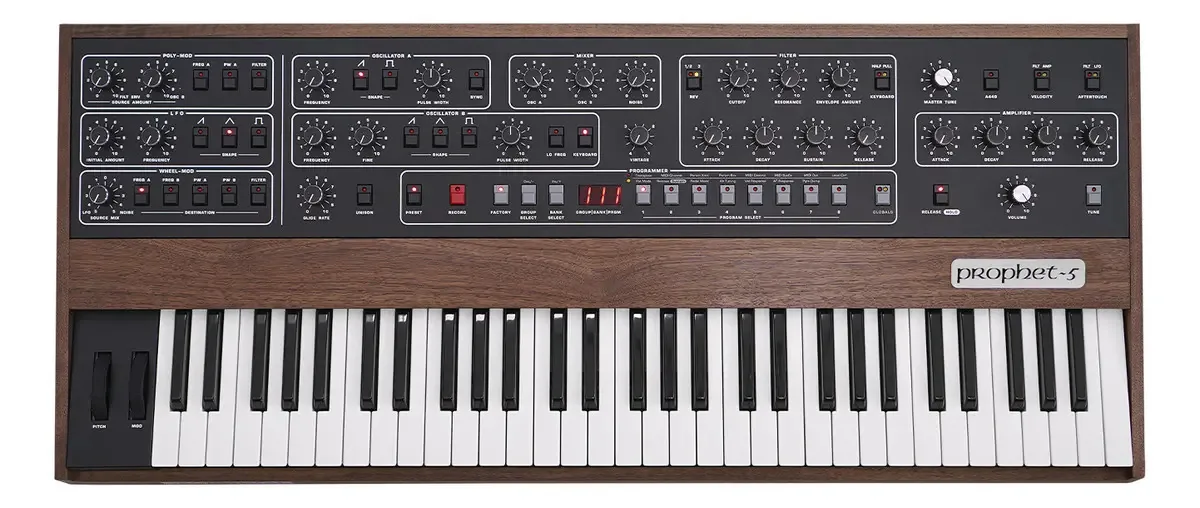 Sintetizador analógico sequencial de teclado Prophet 5