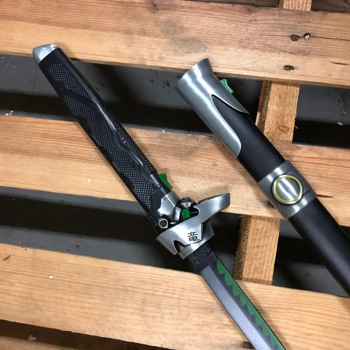 Katana Genji Overwatch Cosplay de aço em tamanho real Chf1010