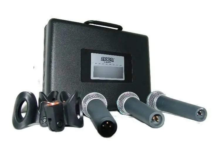 Pacote Moon M59 com 3 microfones dinâmicos e estojo preto