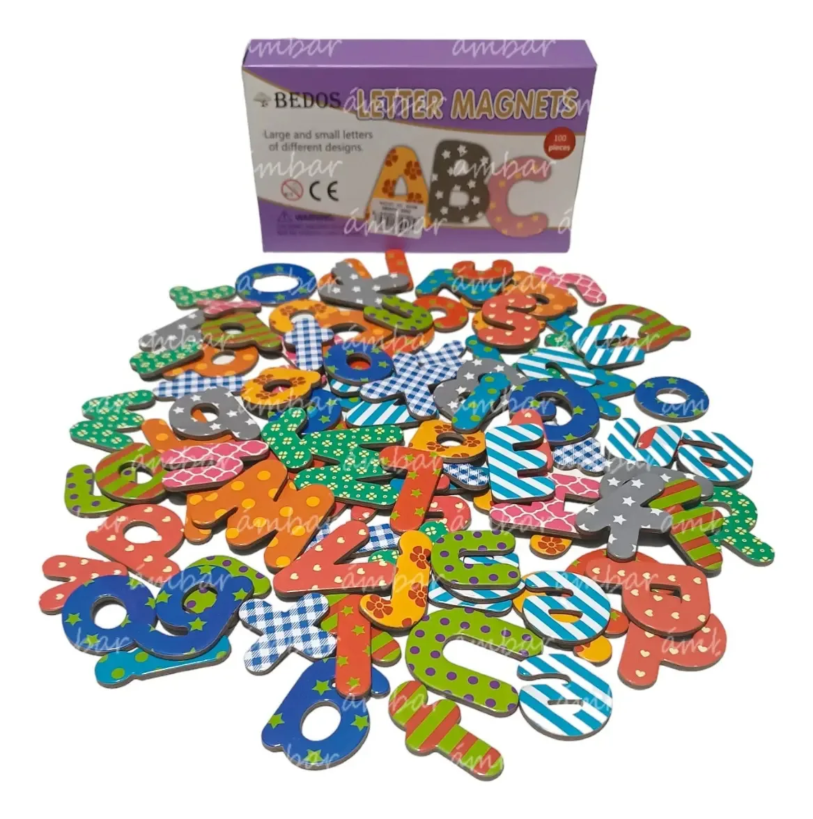 Jogo didático multicolorido com letras maiúsculas e minúsculas magnéticas