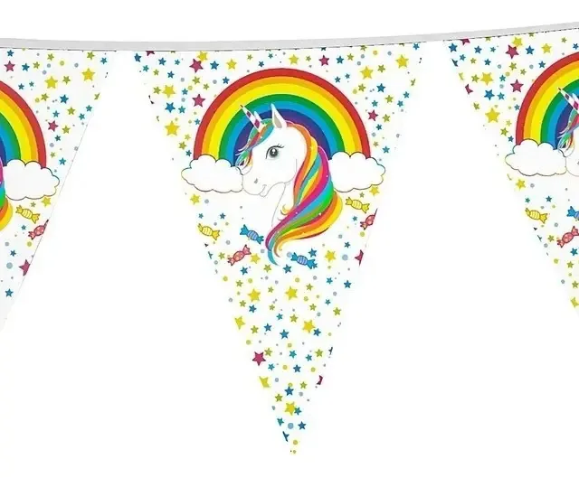 Guirlanda branca de aniversário glamourosa com unicórnio e arco-íris