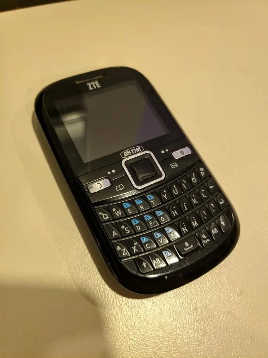 Celular Zte Azul & Carregador Cor Preto
