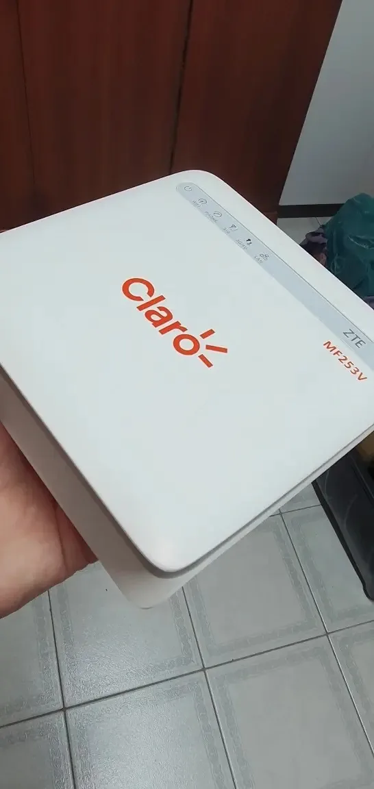 Modem Roteador Zte Mf253v 3g 4g Max 300mbps Chip No Aparelho Cor Branco