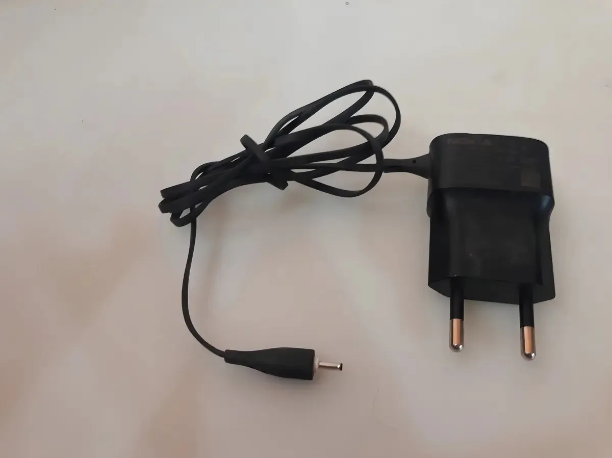 Carregador Portátil Nokia Ac-11b Cor Preto