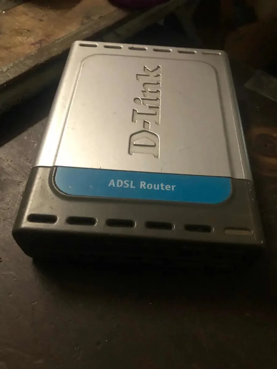 Dlink Adsl Router Dsl-500t Muito Sem Fonte Com Cabo Cor Cinza