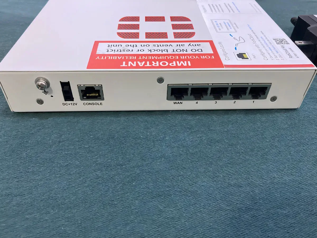 Firewall Fortinet Fortigate 30e Com fonte