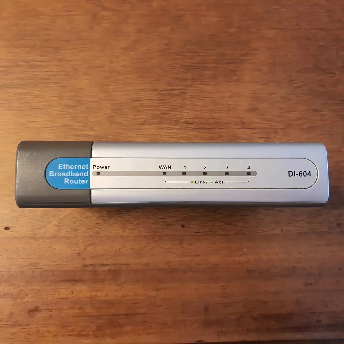 Roteador D-link Di-604