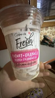 Fresh YOGURT + GRANOLA MANGO FRAMBUESA