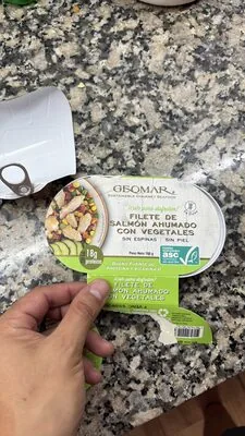 FILETE DE SALMÓN AHUMADO CON VEGETALES