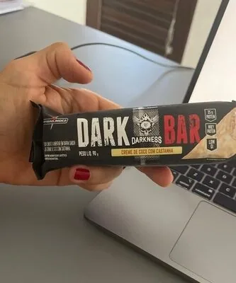 Barra De Proteína Creme De Coco Com Castanha Integralmedica Darkness Dark Bar Pacote 90g