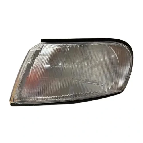 Lanterna Dianteira CHEVROLET - GM VECTRA Lado Direito Cristal - HT 40068