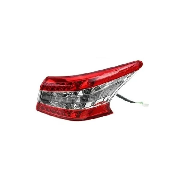 Lanterna Traseira NISSAN SENTRA Lado Direito com Led Canto - RUFATO 31278