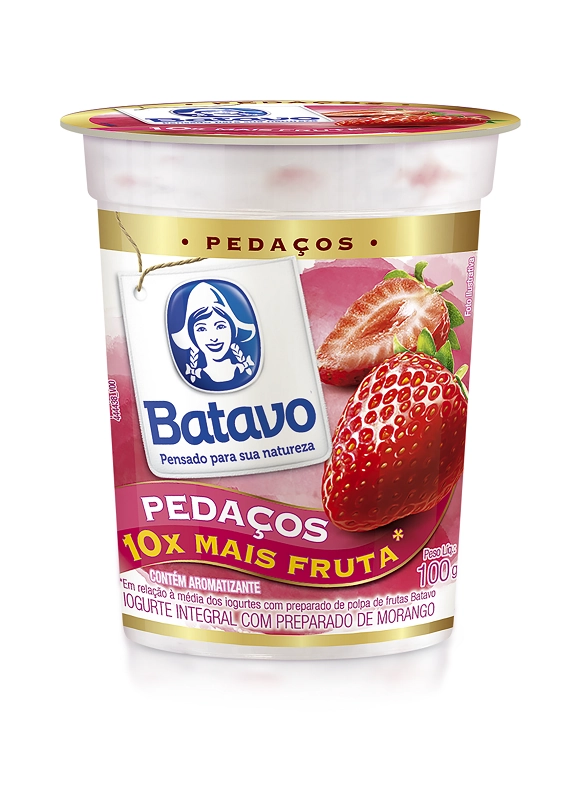 Iogurte Integral Morango Batavo Pedaços Copo 100g