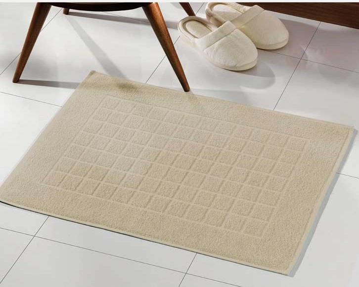 Toalha Para Piso Felpudo Royal Ii Liso 45cm X 70cm