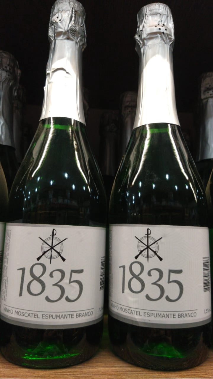 Vinho Espum 660ml Moscatel 1835 Bc