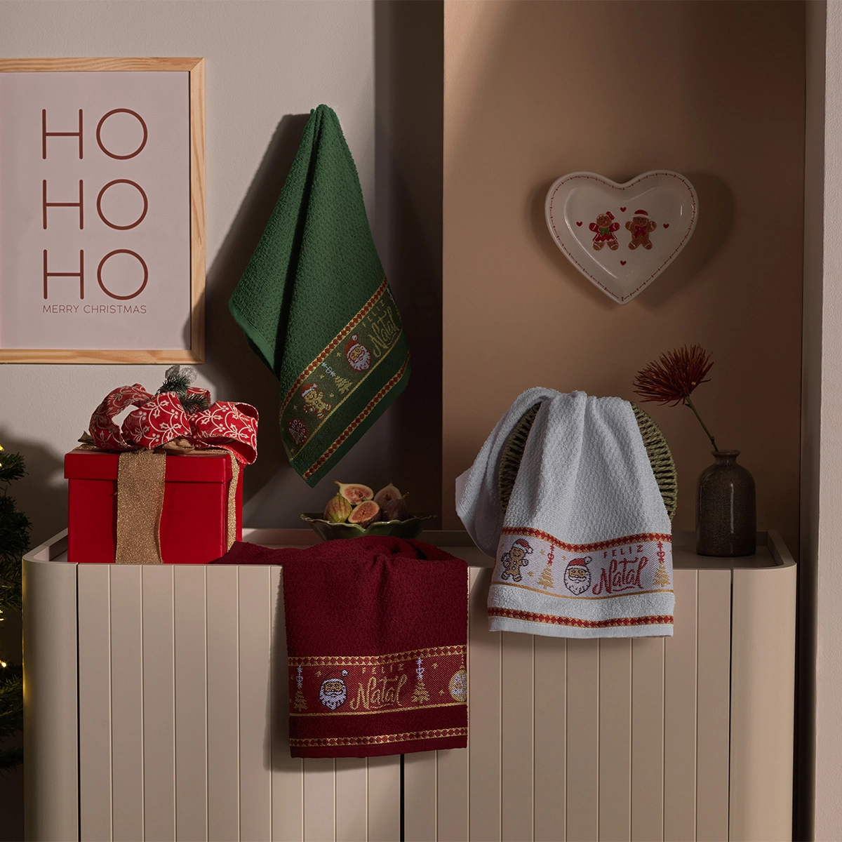 Toalha Lavabo Papai Noel Branco 32x45cm 750200169.949.00001 Appel