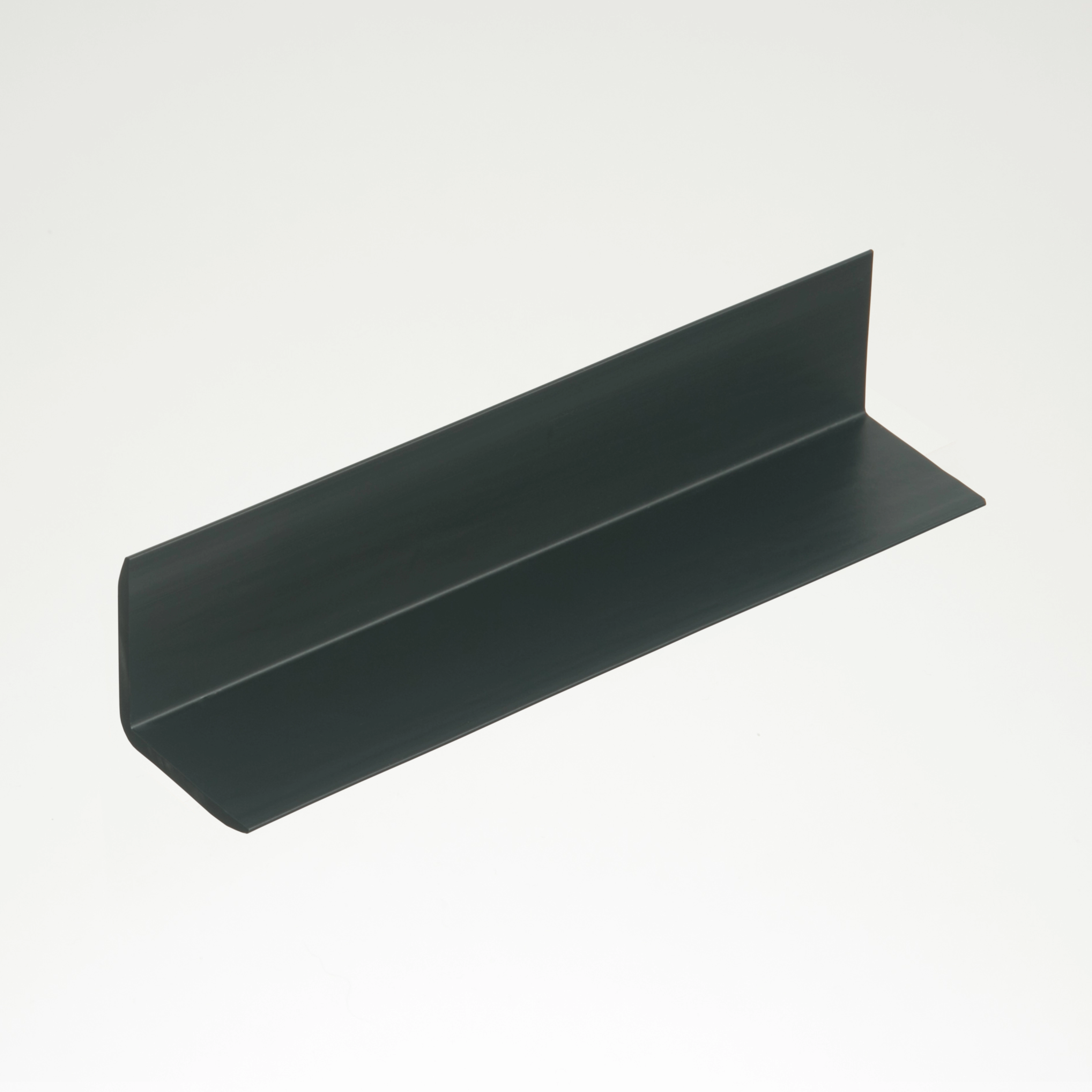 Cantoneira Parede Pop Sobrepor L Preto 1,5x300cm PVC PC