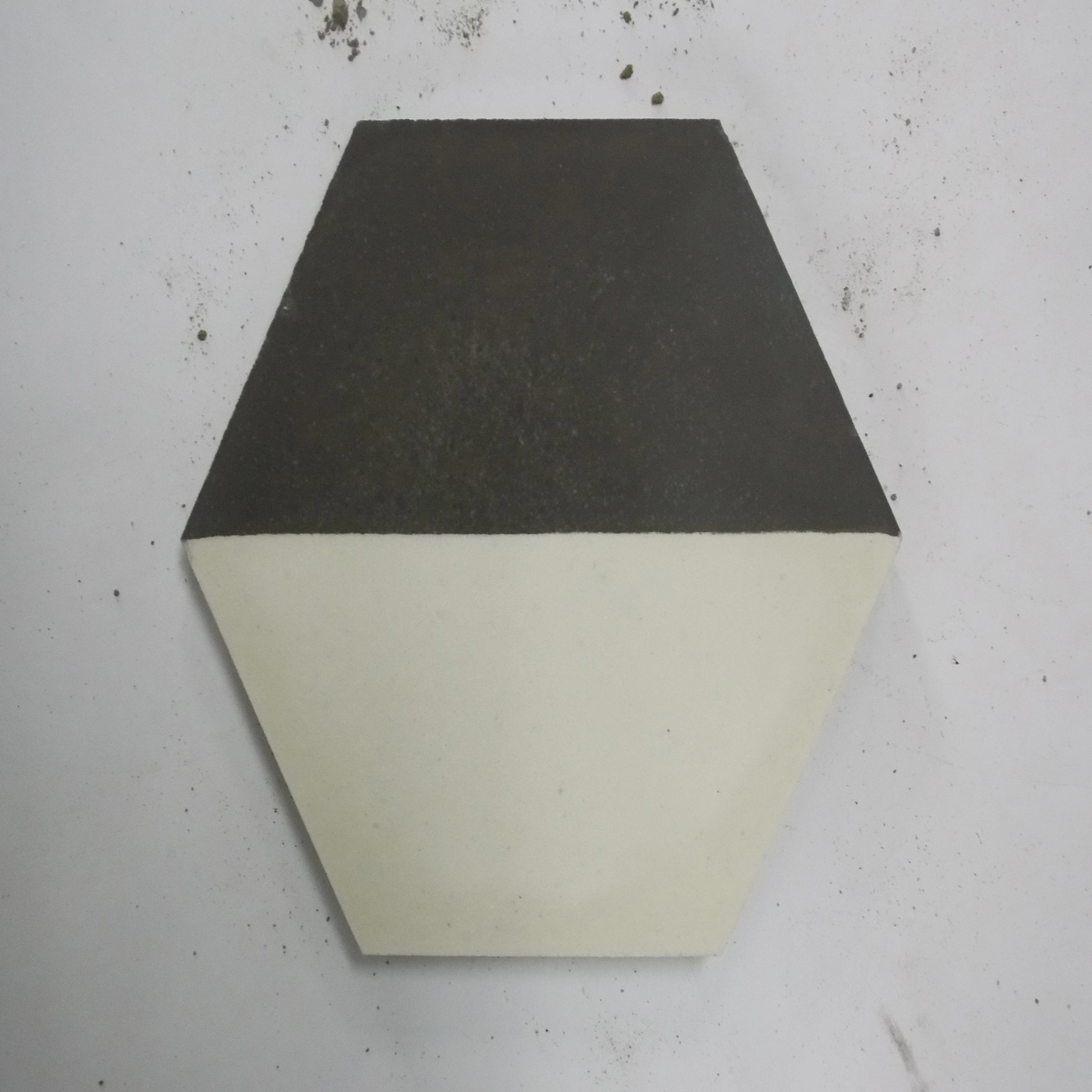 Ladrilho Hidráulico Hexagonal Catan Chumbo E Branco 18x21cm Oficina Yby