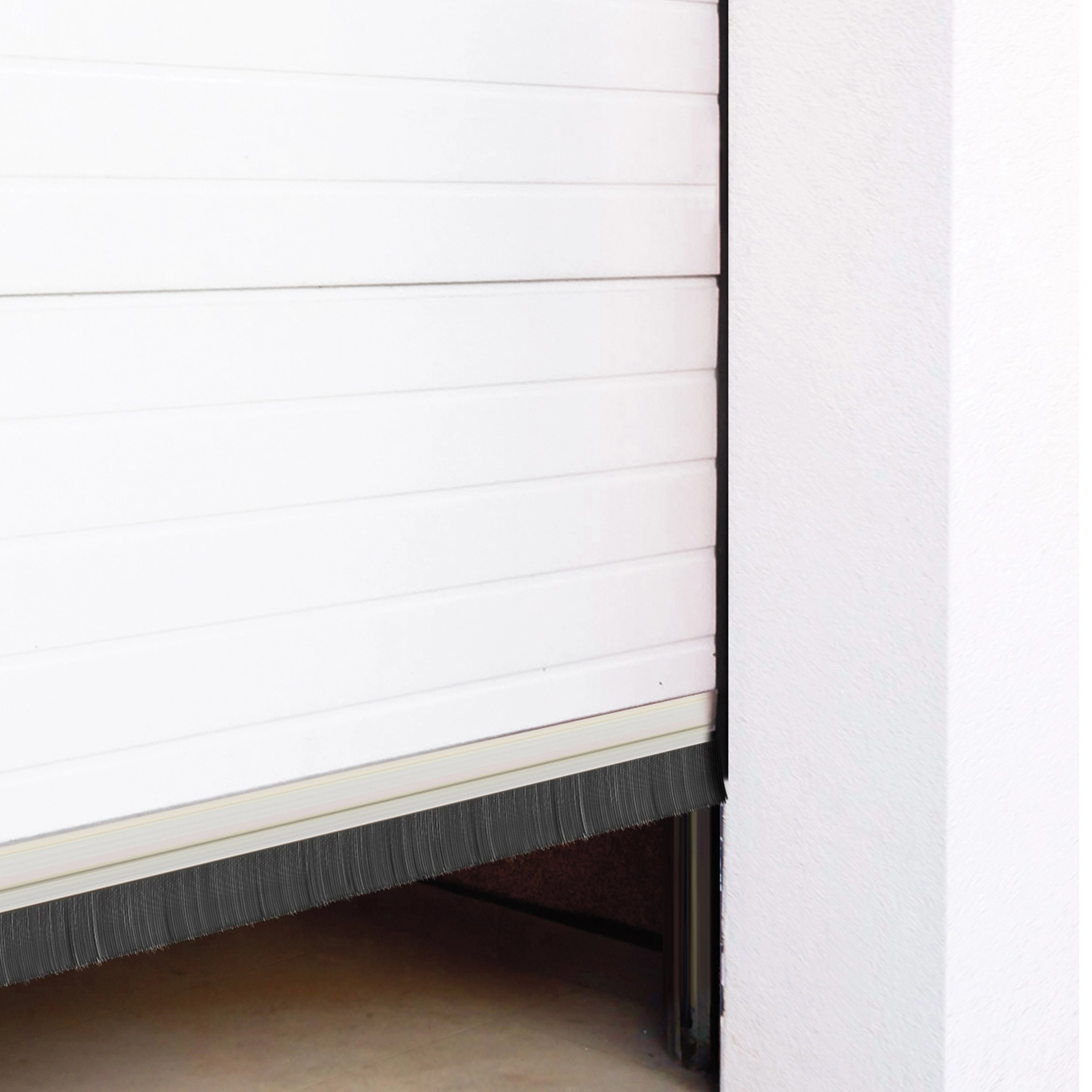 Protetor de Porta Parafusar "Escova" Prata 125cm para Vão 2mm