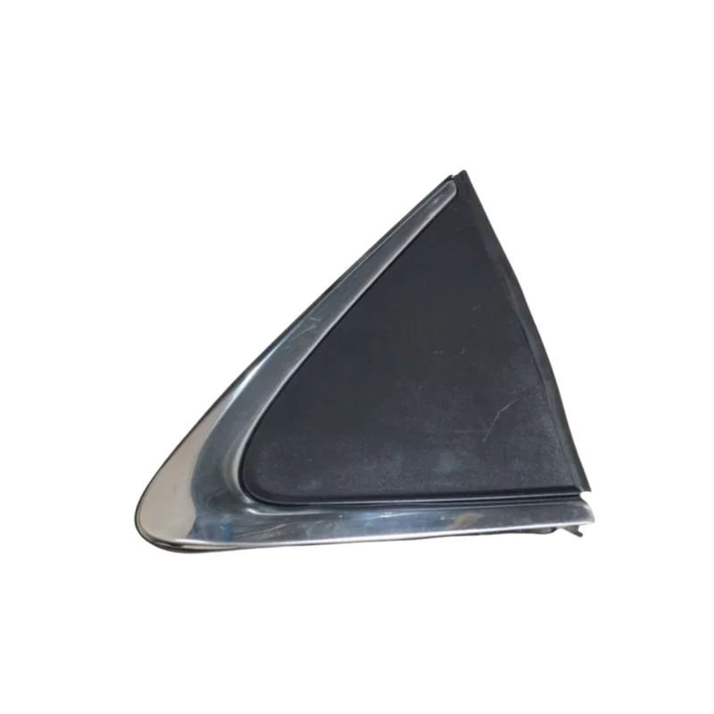 Moldura Externa da Coluna da Porta Traseira CHEVROLET - GM ONIX Lado Direito com Friso - GENERAL MOTORS 26224713