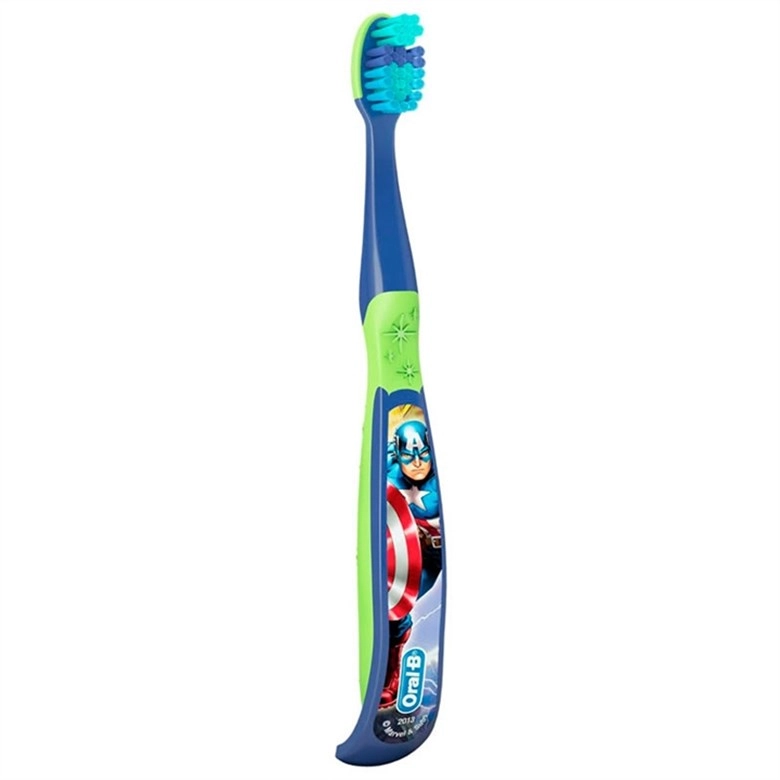 Escova Dental Infantil Oral B Pro Saúde Stages Avengers De 5 A 7 Anos Cores Sortidas