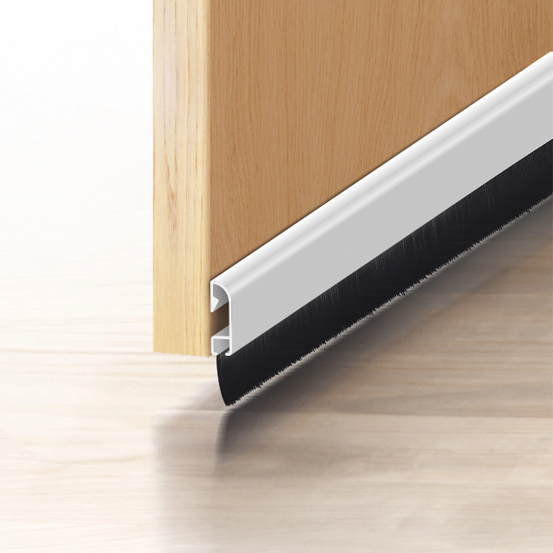 Veda Porta Adesivo ou Parafusar "Escova" Branco 100cm para Vão 2mm