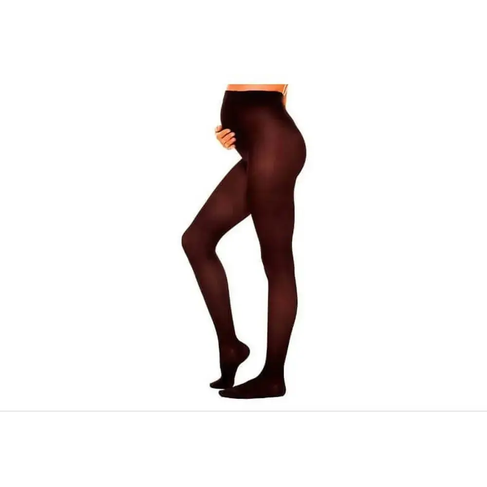 M M