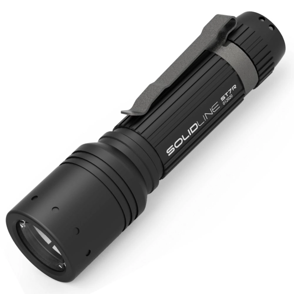 Lanterna Solidline By Ledlenser St7r 1000 Lúmens Recarregável