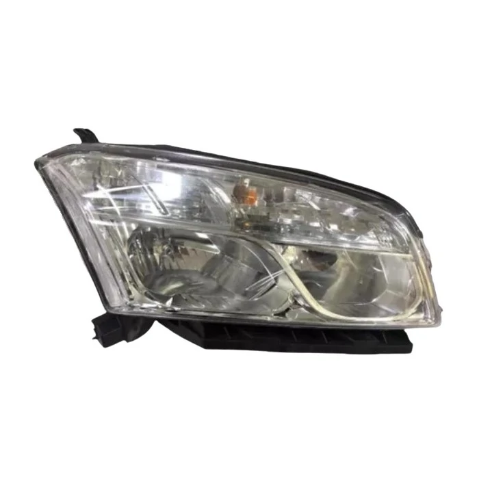 Farol Principal CHEVROLET - GM TRACKER Lado Direito Regulagem Manual - GENERAL MOTORS 42532763