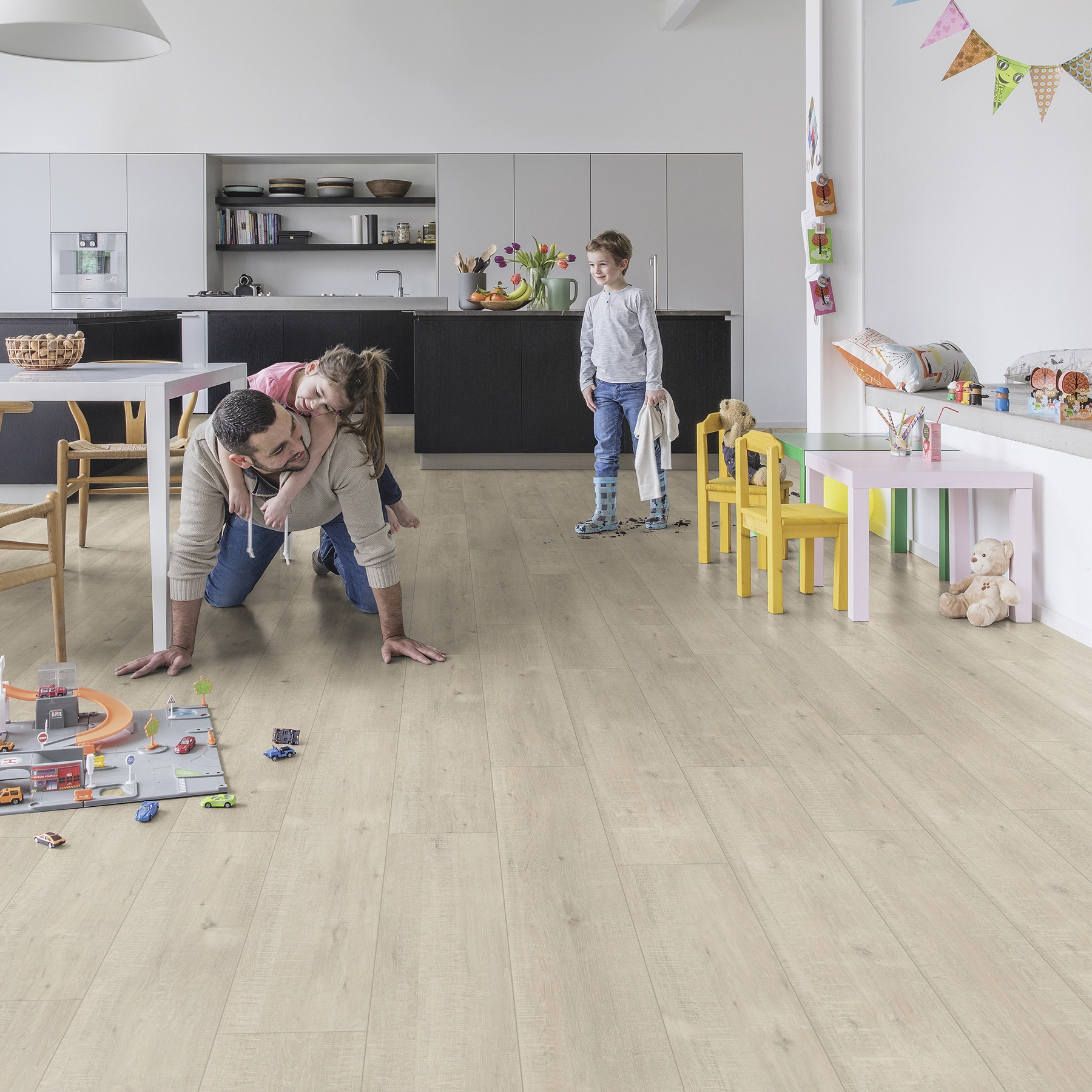 Piso Laminado Click Impressive Carvalho Bege Serrado 138x19cm m² Quick Step