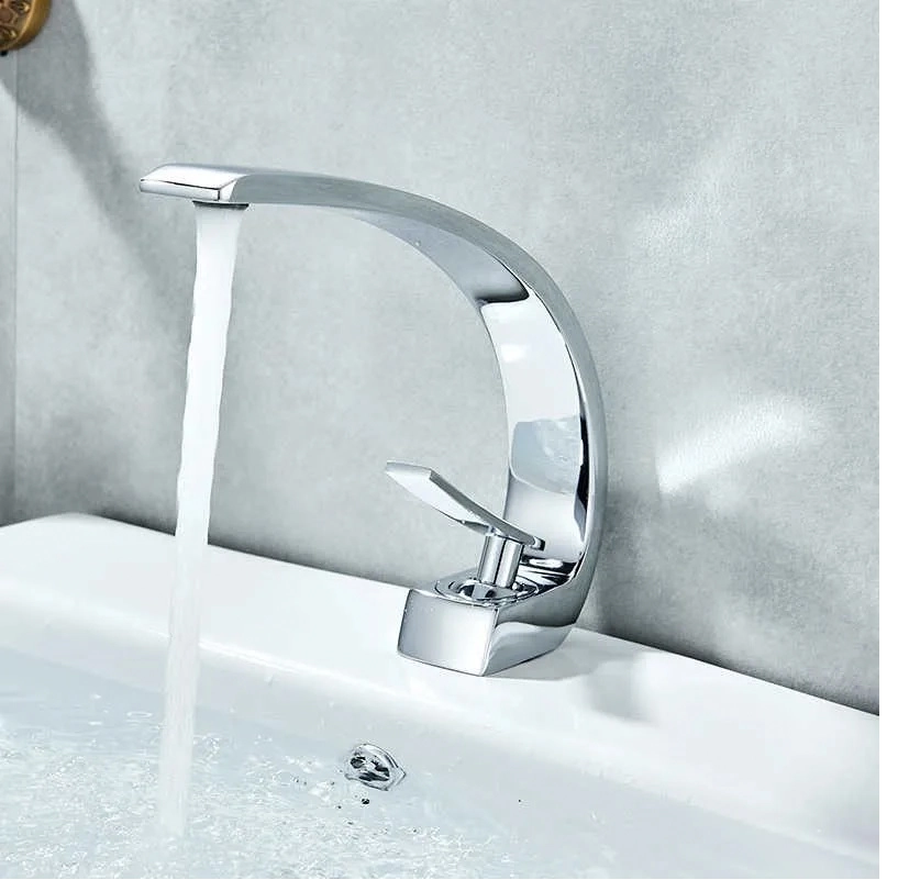 Torneira Banheiro Monocomando Misturador Agua Fria E Quente Cromo