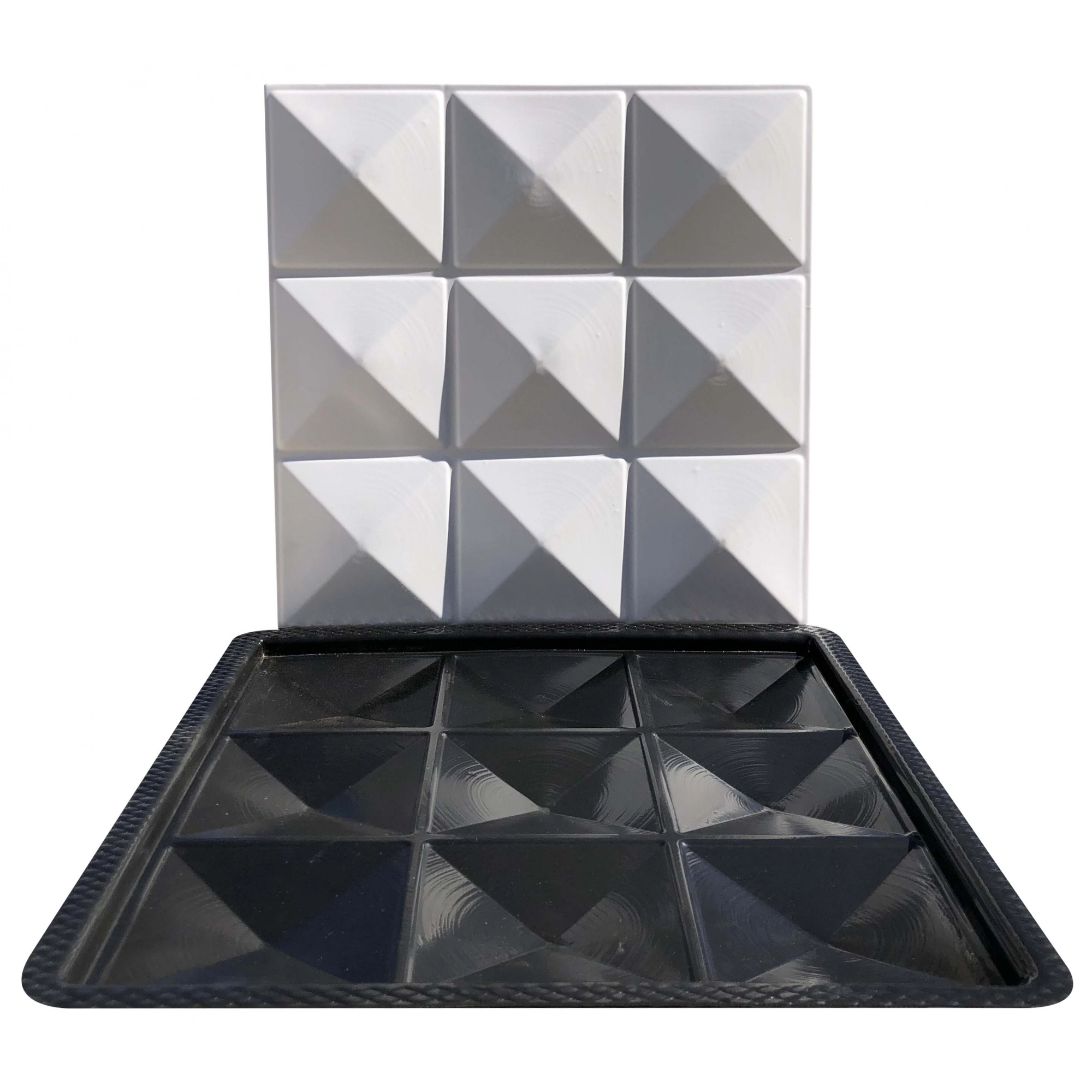 Forma 3d Gesso E Cimento Abs - Pirâmide