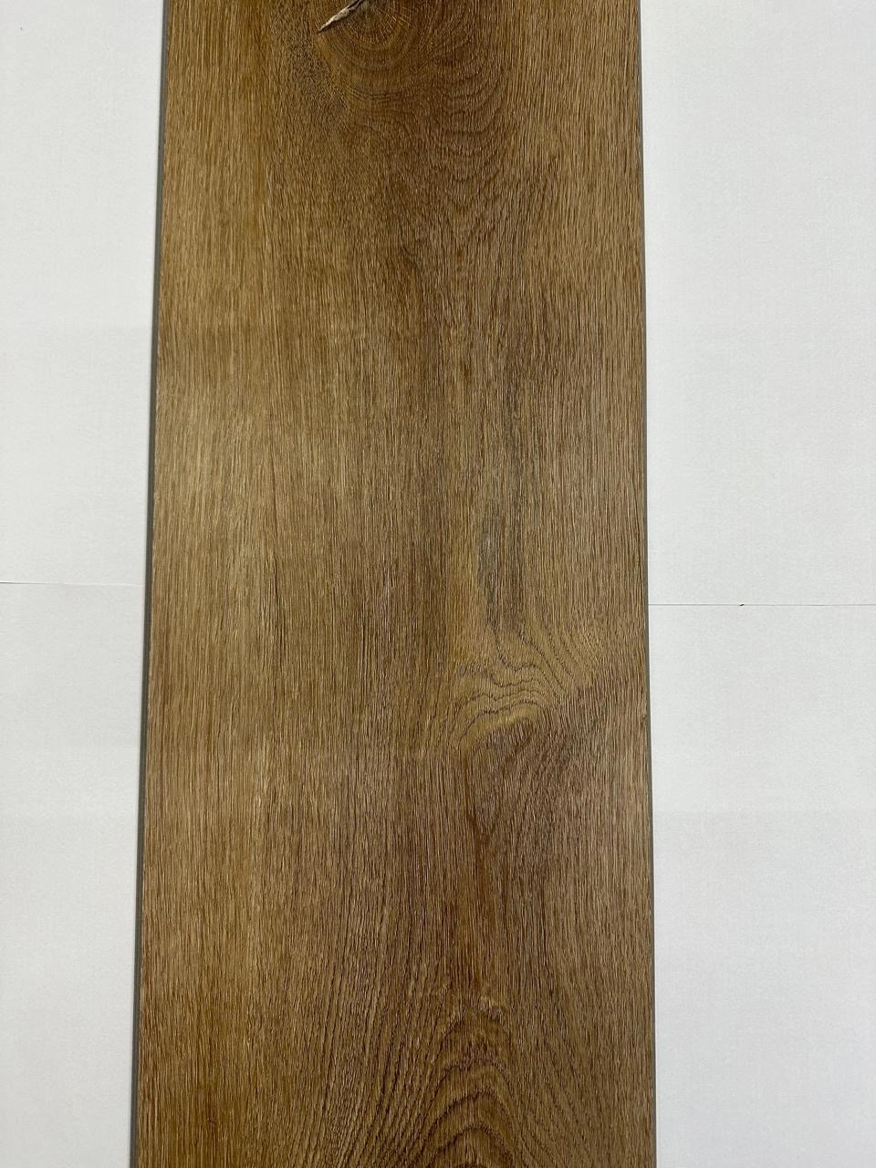 Piso Vinílico LVT 3mm Capa 0,30mm - Caixa com 3.345m2 - CJL45-102 Cor Nogueira
