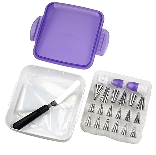 Wilton 2104 1368 46 Piece Deluxe Cake Decorating Set
