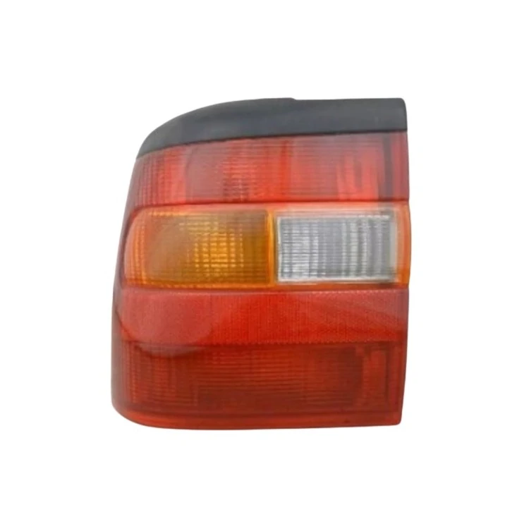Lanterna Traseira CHEVROLET - GM VECTRA Lado Esquerdo Tricolor Canto - RUFATO RF209