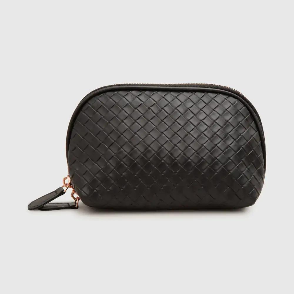 Necessarie Mariana Saad Preta 1un