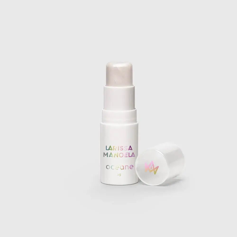 Iluminador em Bastão Perolado Larissa Manoela By Océane - Crystal Highlight Stick Moonstone 6g