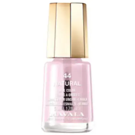 Natural Nail Cuticle Treatment