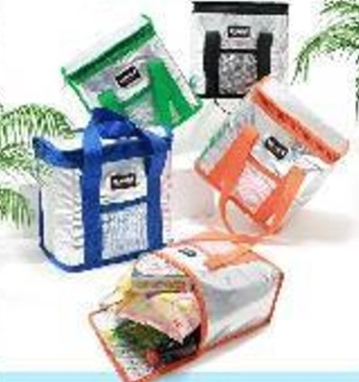 Bolsa Termica G 26l 36x22x33cm C301 2 Banana Toys