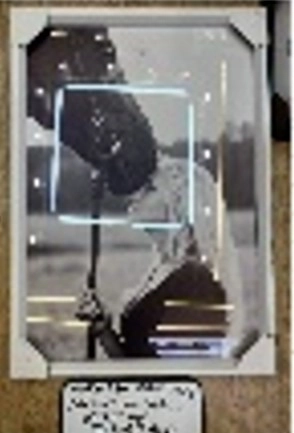 Quadro Moldura Madeira 53x74cm Nmp276 Banana Toys