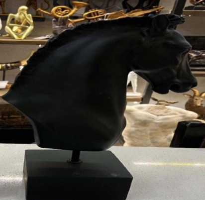 Escultura Cabeca Cavalo Resina Preta 40cm Nd240 Banana Toys