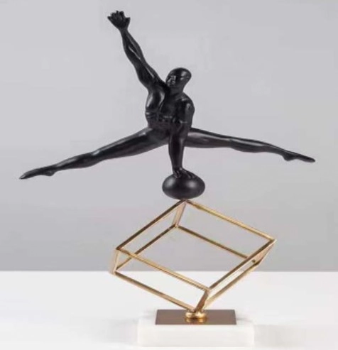 Escultura Ginasta Metal 51cm Nd223 Banana Toys